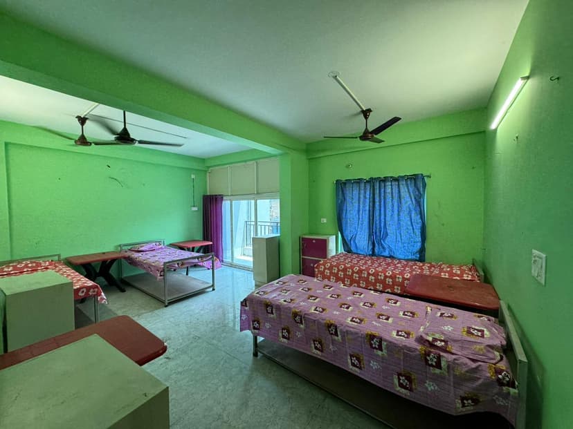 Room 4